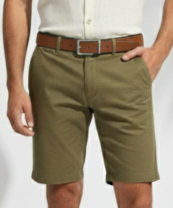 Bermuda Masculina de Sarja Verde Oliva