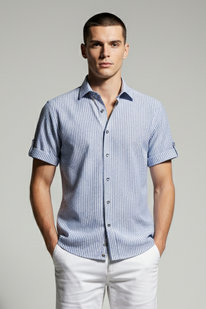 Camisa-Masculina-de-Seersucker-Listras-Finas-em-Azul-e-Branco