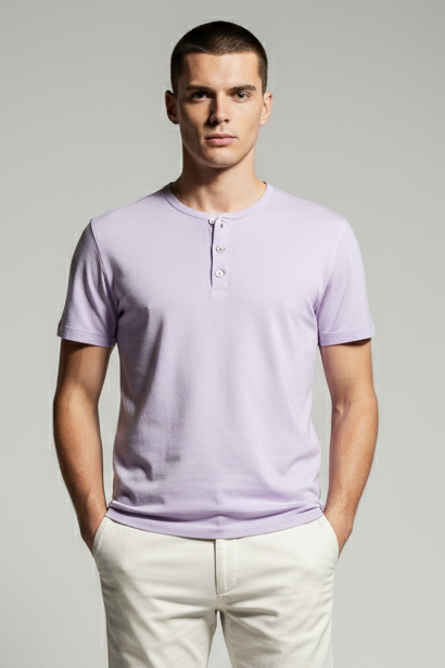 camiseta-gola-henley-de-modal-lavanda-pastel